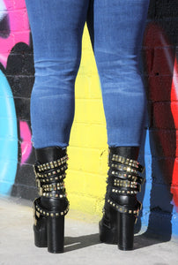 Lisa Black Platform Boots