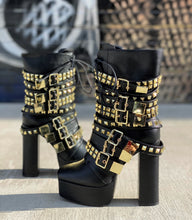 Lisa Black Platform Boots